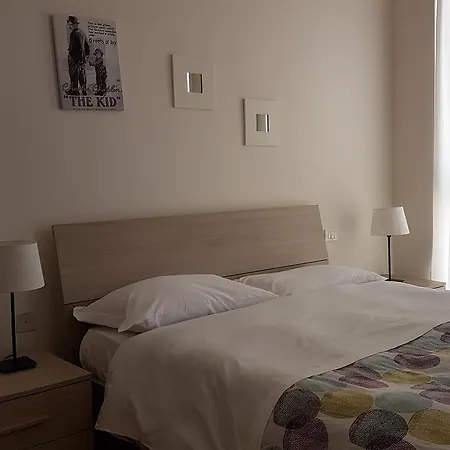 דירה Casa Vacanze Bononia Station בולוניה
